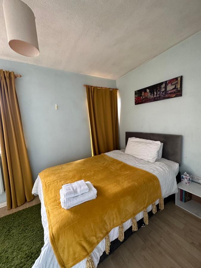 Cozy Private Room For Single Use London Ngoại thất bức ảnh